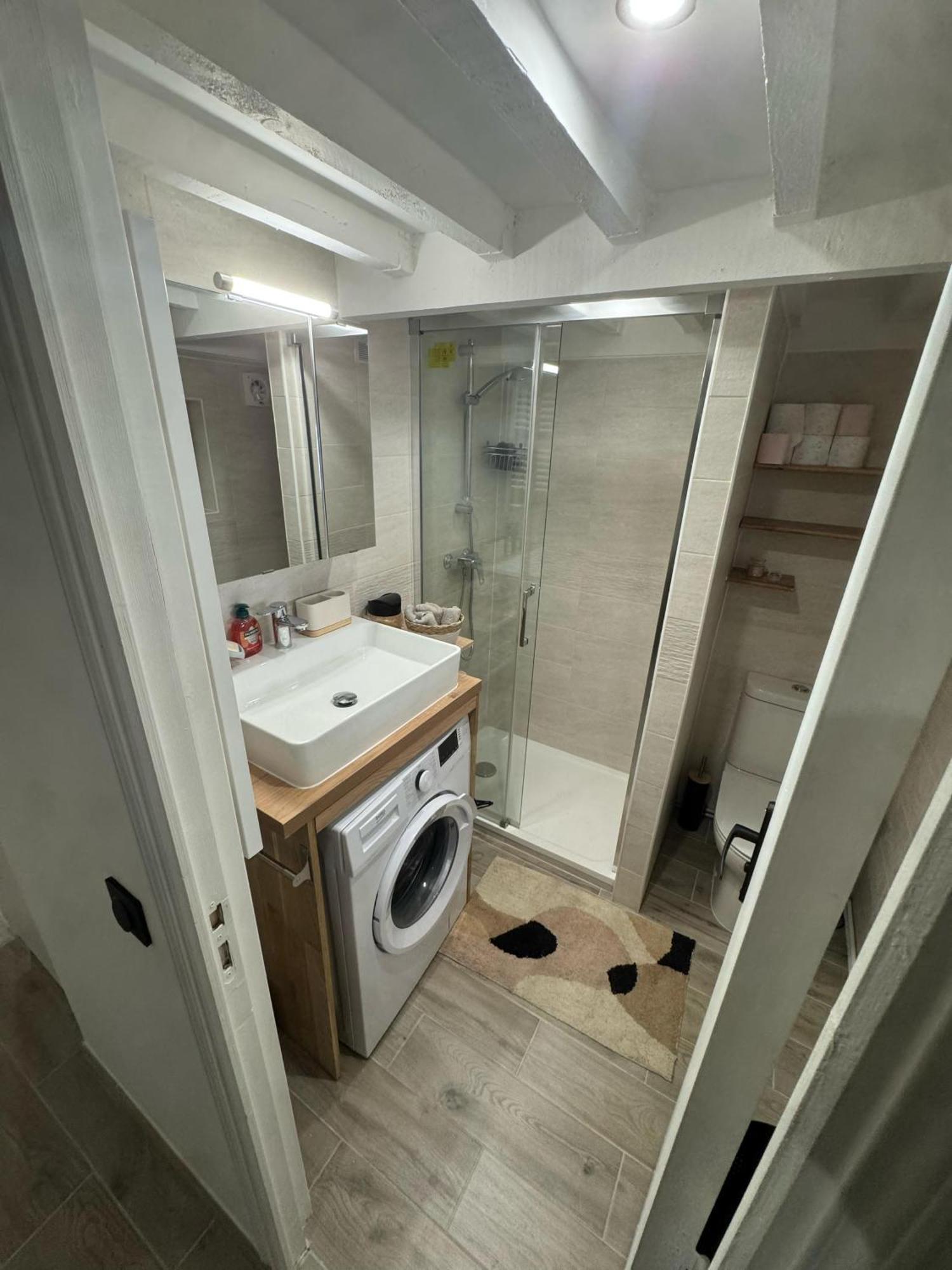 Magnifique Flat Le Belleville - Lumineux - 4 Personnes - Proche Metro Appartamento *